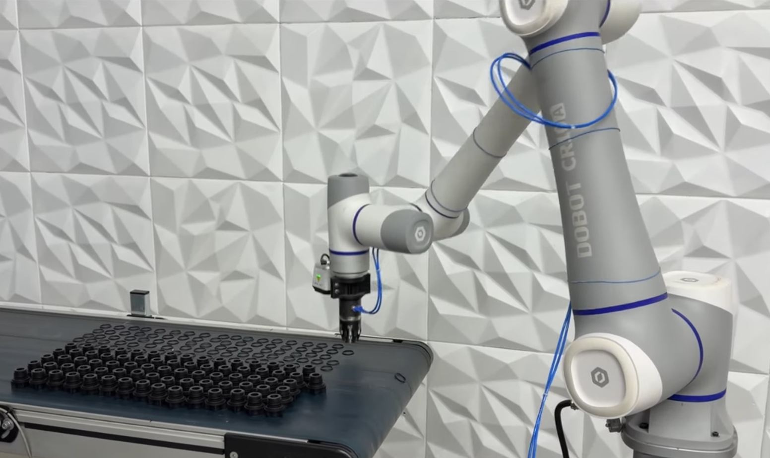 Od pomysłu do działającego stanowiska: jak 3DForce zautomatyzowało produkcję z RBTX od igus